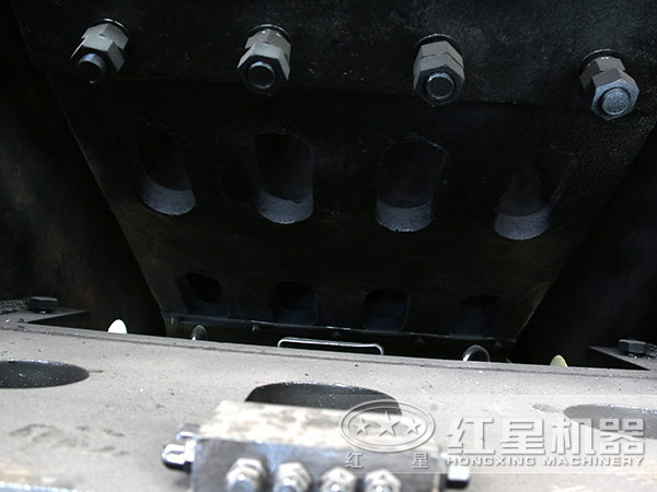 先進的